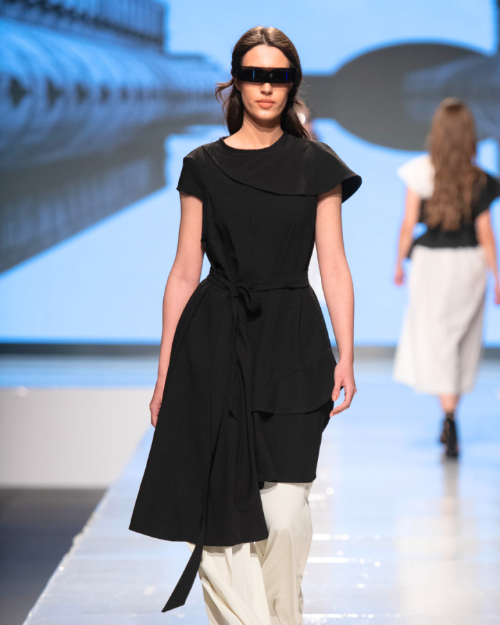 Pelerine asymmetrical tunic dress